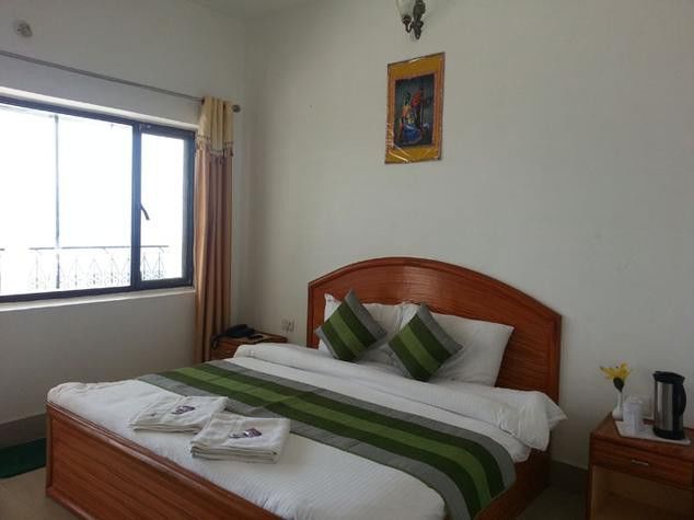 Bright Sunny Pines Hotel & Resort Lansdowne Ngoại thất bức ảnh